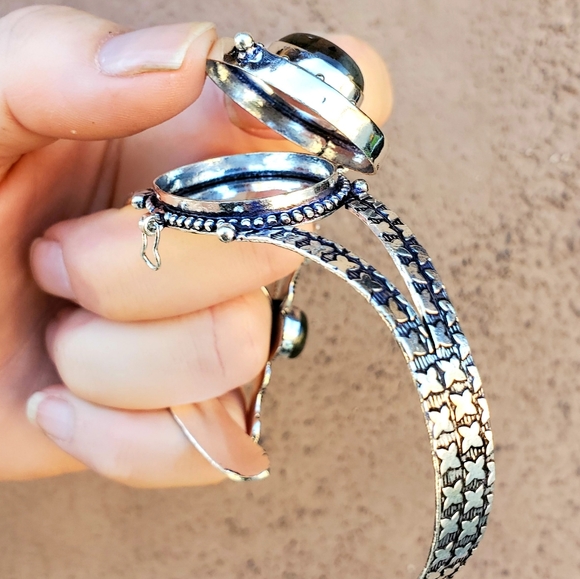 New Unique Labradorite 925 Silver Poison Cuff Bracelet. - Picture 4 of 16